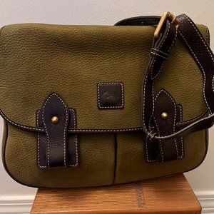 Dooney & Bourke Handbag  13x10 size